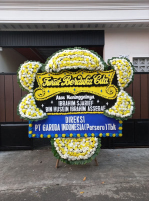 Papan Bunga Duka di Siraman