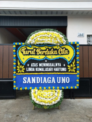 Papan Bunga Duka di Siraman